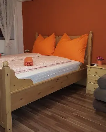 דירה Aranypart Vizparti Apartman