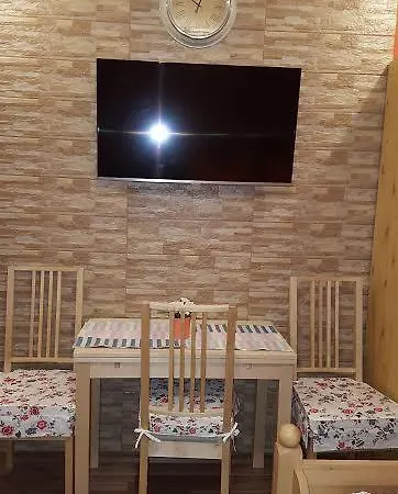 Aranypart Vizparti Apartman דירה