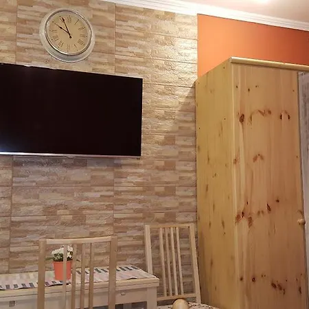 דירה Aranypart Vizparti Apartman *