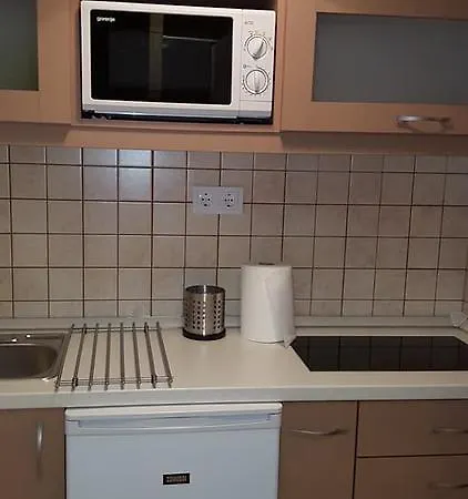 Aranypart Vizparti Apartman