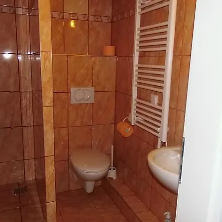 Aranypart Vizparti Apartman